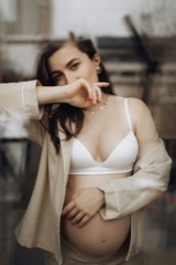 Retrato ilustrativo provisório; não é a foto de Bruna Oliveira
